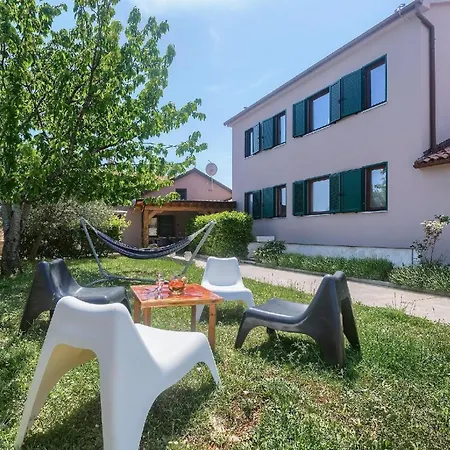 Mit Privatpool Fuer 10 Personen Ca 200 Qm In Fazana-surida, Istrien Istrische Riviera Tatil Evi Valbandon